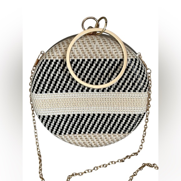 Savanna Handbags - Savanna Cream Black Round Woven Crossbody Satchel Gold Chain Boho Bag Purse